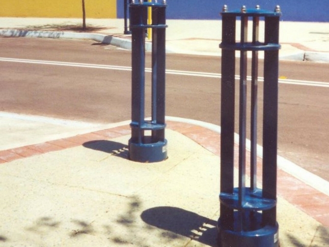 Bennelong Bollard